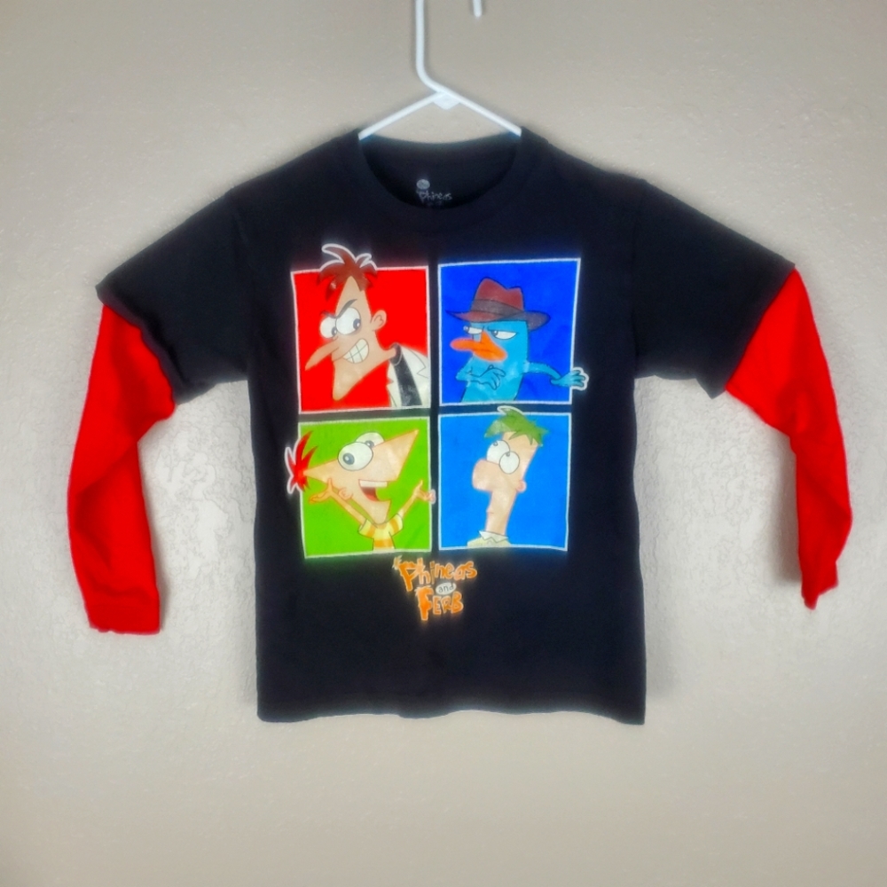 Phineas and Ferb t-shirt kids size small